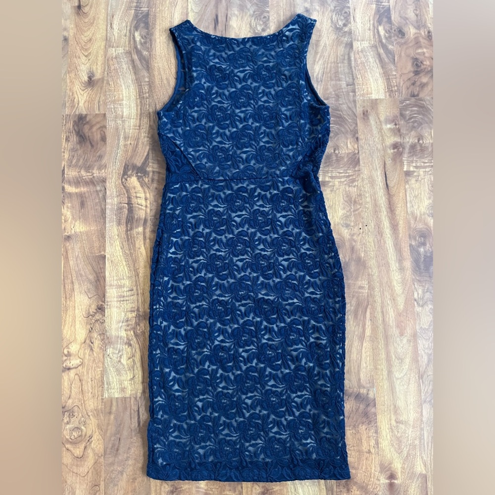 Maitai. Medium/Large. Lace dress.